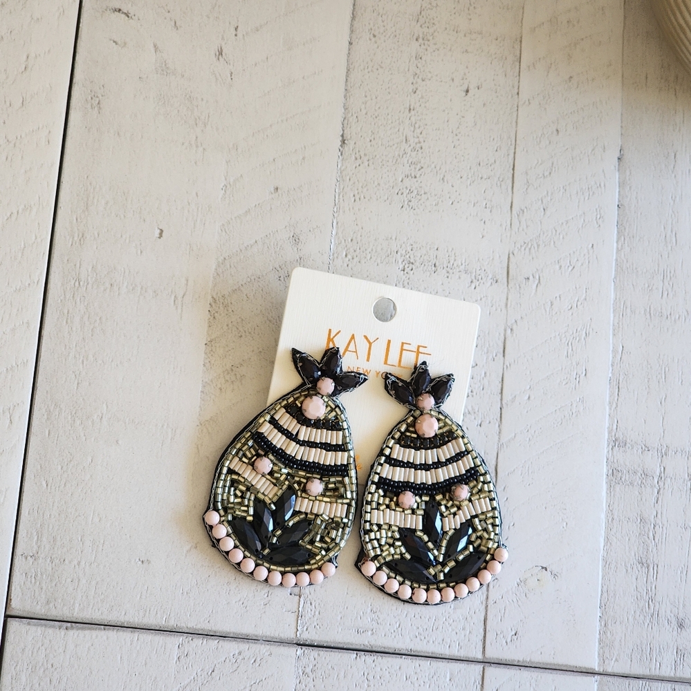 Pineapple Beaded Boho Chic Earrings NWT